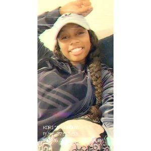 Meet your Posher, Kori